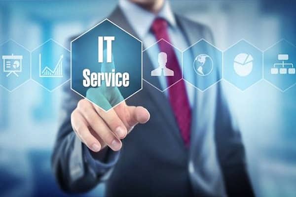 Insourcing vs. Outsourcing IT Services: What Are the Differences?